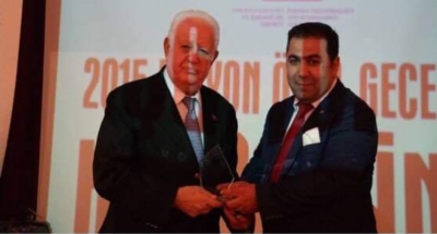 2015 Yılının En Başarılı İş Adamı Ödülü Erhan ATMACA’nın